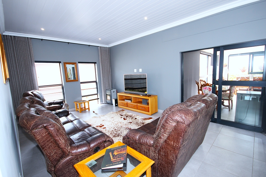 3 Bedroom Property for Sale in Monte Christo Western Cape